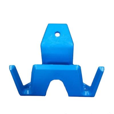 China POULTRY Manufacturer Directly Selling Plastic Hook for Chicken Slaughterhouse Equipment for sale