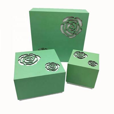 China Wholesale Luxury Custom Logo Cardboard Jewelry Set Paper Packaging Gift Box Recyclable With Inner Sponge for sale