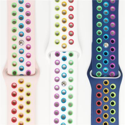 China Smart Watch Band Silicone Wrist Watch Bands For Apple Watch Band Strap Rubber Series 6 5 4 For iPhone iwatch Strap 38 40 42 44 mm for sale