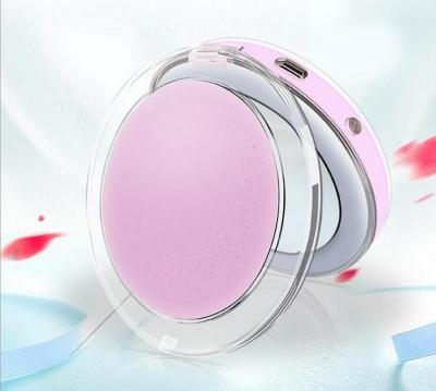 China Mini Folding Portable Travel Led Lighted Pocket Cosmetic Mirror Outdoor Beauty Makeup Mirror With Light for sale