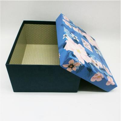 China Handmade Custom Luxury Cardboard Paper Garment Apparel Gift Lid And Base Packaging Box For Dress for sale