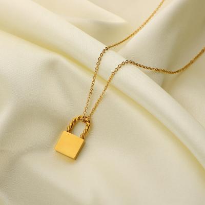 China TRENDY Minimalist Jewelry Padlock Gift Insist Hotsale Pendant 18K Gold Plated Stainless Steel Lock Pendant Necklace for sale