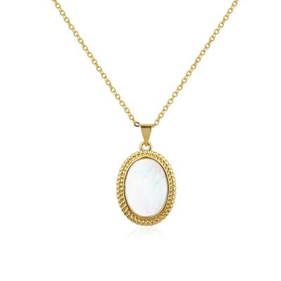 China FASHIONABLE Delicate Baroque Retro Oval Shape Pendant Necklace Gold Plated Oval Shell Necklace For Promotion Gifts for sale