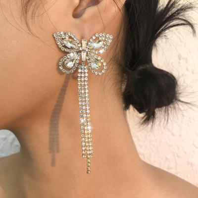 China Luxury High Quality FASHIONABLE Claw Chain Statement Earrings Women's Full Diamond Crystal Butterfly Tassel Earrings For Party for sale