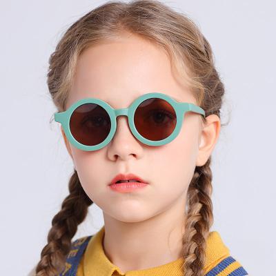 China New Fashionable Round Sunglasses Silicone Polarized Kid Sunglasses Round Designer Sunglasses for sale