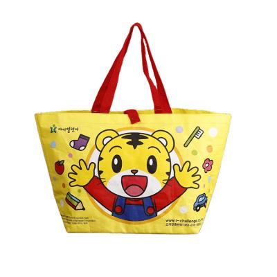 China Shopping Bag Waterproof PP Woven Reinforced Handle Matte Laminated Woven Bag for sale