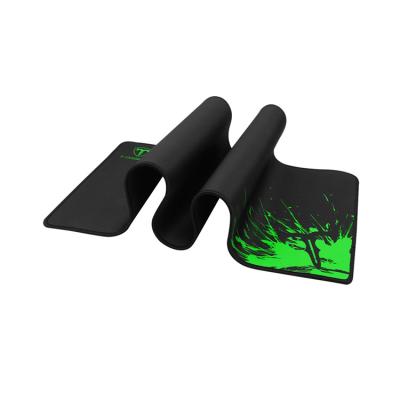 China 780x300x3mm Adult Cloth Gaming Rubber Mouse Pad for sale