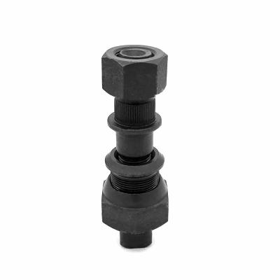 China Heavy Duty Carbon Steel Truck Wheel Bolts And Nuts M18x1.5 L95MM for sale