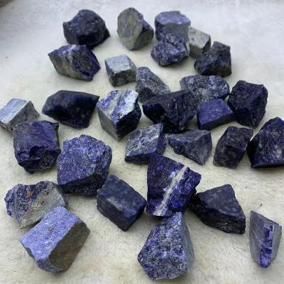 China Rough Healing Stones Wholesale Blue Gemstone Crystal Crafts Minerals Stones For Texture Genuine Natural Stones Making And Decor for sale