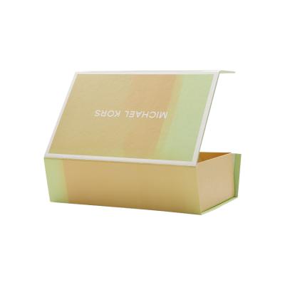 China Recycled Materials STPP Developed Custom Logo Printed Corrugated Flat Folding Clothing Shoe Box With Qualified Material for sale