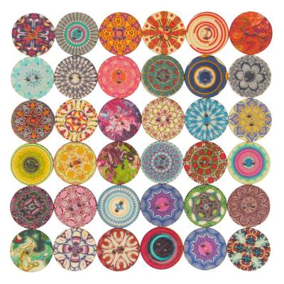 China Sustainable Wholesale 25mm Vintage Round Wooden Flower Buttons Decorative Wooden Buttons For Clothes for sale