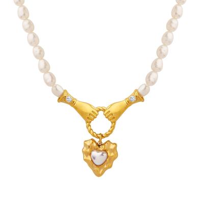 China Fashion TRENDY Unique Design Baroque 18k Gold Plated Heart Chain Natural Freshwater Glass Colorful Pearl Peach Pearl Pendant Necklace for sale