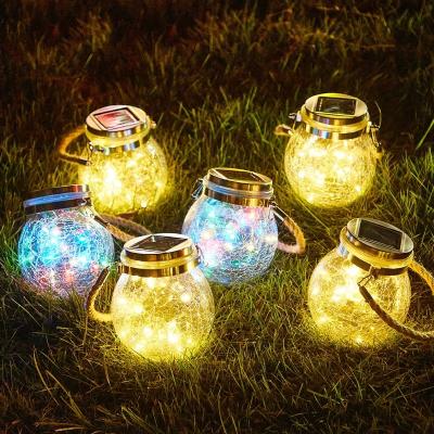 China Crackle LED Solarleuchten Terrasse Glas Hängeleuchten Weihnachtswünsche Mason Jar Lichter zu verkaufen