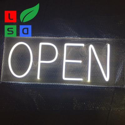 China Letrero abierto de neón LED IP20 o IP65 para tiendas, bares y restaurantes, letrero de neón personalizado en venta