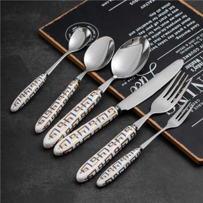 China Modern Factory Direct Selling Viable Silverware Knife Fork Dinner Set Spoon Cutlery Set With Ceramic Handle for sale