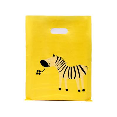 China Newest Logo Plastic Shopping Bag Die Customized Customized Recyclable Cut Handle Bags For Apparel Gift for sale