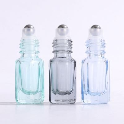 China Amber Roll On Bottle Refillable Cosmetic Luxury Glass Essential Oil Roll On Bottle Perfume Container for sale