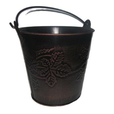 China Scented Most Popular Citronella Outdoor Decorate Garden Metal Bucket Scented Candle For Sale for sale