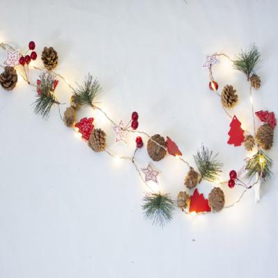 China Red Handwork Christmas Rattan Fruit PE Leaf with LED Decoration Natural Pine Cone Ornaments Factory Wholesale for sale