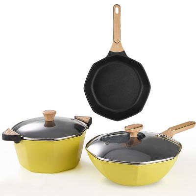 China Amazon Sustainable Non-Stick Cooking Pans Silicone Polyester Coating Non Stick Cookware Set Modern Best Selling Home Cooking for sale