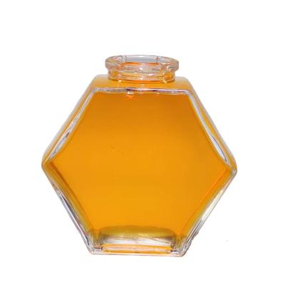 China Beverage Honey Jar with Dipper and Lid, 8 Ounce Glass Honey Pot for Home Kitchen Borosilicate Glass Honey Storage for sale