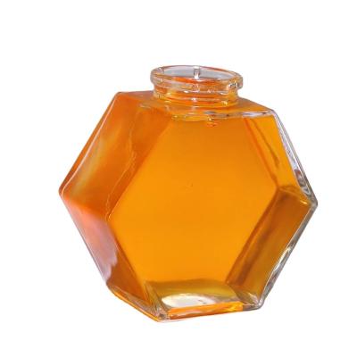 China Wholesale Amazon Hot Selling 8oz Honey Pot Glass Honey Beverage Jar with Wooden Dipper for sale