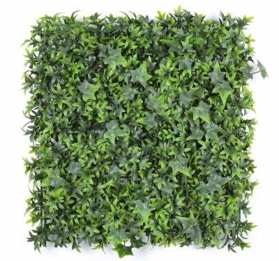 China Outdoor Decorative Artificial Fence 50*50cm Outdoor Ultraviolet Proof Ivy Leaf, Artificial Ivy Hedge Fence Leaf Wall Panels for sale