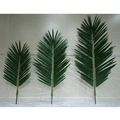 China 1.5m Wholesale High Quality Indoor Size Artificial Palm Leaf Plastic Plastic Leaves for sale