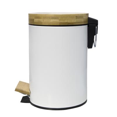 China Squeezing Type 12L Classic Bamboo Kitchen Trash Bin Bamboo Trash Can Withsoft Design for sale