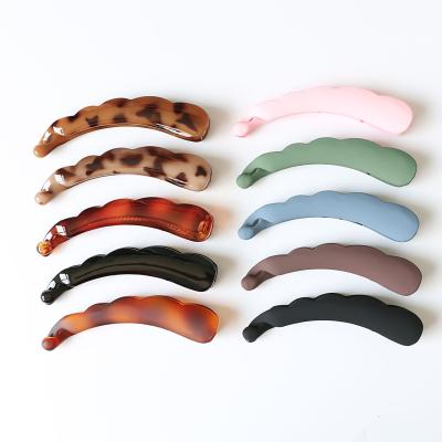 China 12cm Plastic Resin Fiber Banana Claw Women Barrette Smart Casual French Crystal Amber Banana Clip Hair Accessories Matte For Thick Hair for sale