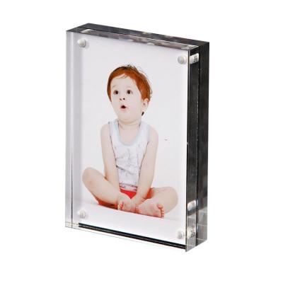 China Wholesale Cheap Price Modern Picture Rack Intact Photo Frame Transparent Acrylic for sale