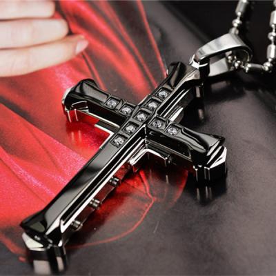 China New Hot Selling Vintage SY Men's Christian Religious Faith Necklace For Men Women Jesus Crystal Cross Pendant Necklace Jewelry for sale