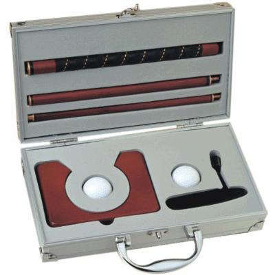 China Convenient And Promotional Hot Sale Golf Gift Promotional Putter Set With Aluminum Case for sale