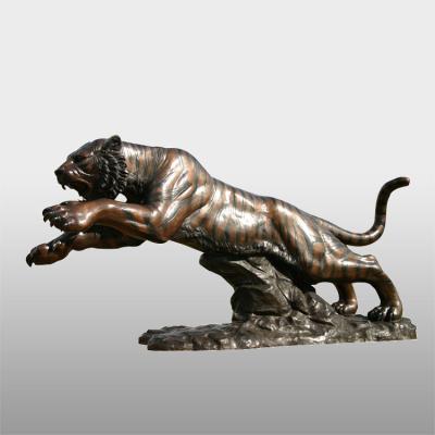 China China China Life Size Bronze Brass Metal Tiger Sculpture for sale