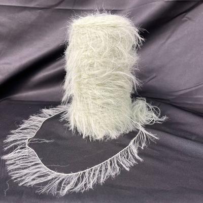 Cina 5cm NM5.5 Fancy Soft Feather Yarn Long Feather Pullover a maglia in vendita