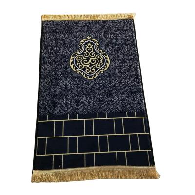 China Stain Resistant Anti Slip Islam Prayer Rugs Classic Sides Muslim Prayer Rug for sale