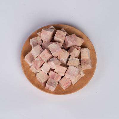 China Sustainable Pet Snacks Freeze Dried Tuna Chicken Beef Salmon OEM Dog Treats for sale