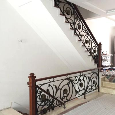 China Meter Iron Railing Traditional Cost Effective Wrought Stair Grille Design Price for sale