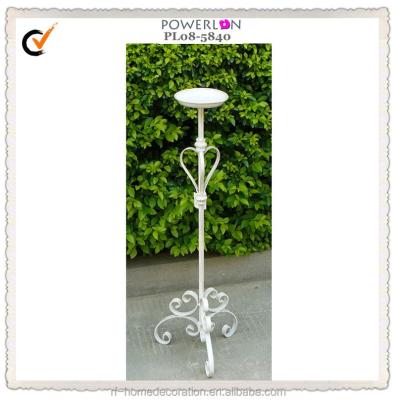 China Vintage Candelabra Shabby Chic Wedding Centerpiece and Tall Candle Holder Wedding Decoration for sale