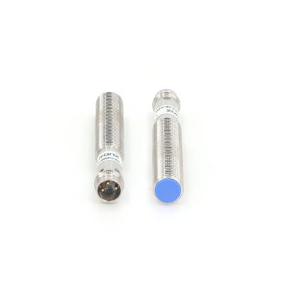 Chine Sensors inductifs POM Sortie PNP NO Quasi Flush Distance de détection de 2 mm à vendre