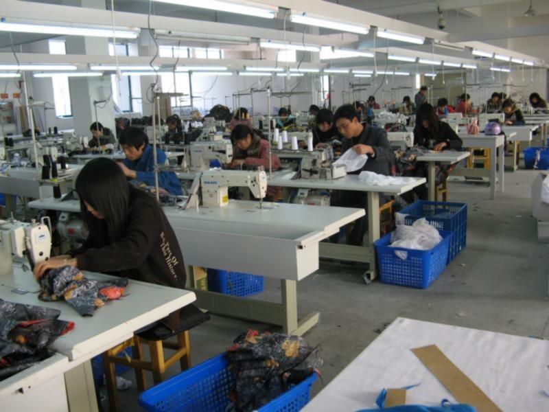 Verified China supplier - Guangzhou Dmaln Garment Co., Ltd.