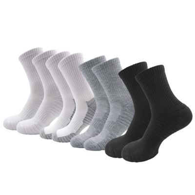 China Sporty Mid-calf thumps mens high top thick towel lower sports thumps mens actual combat training elite socks for sale