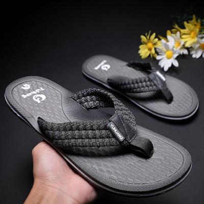 China Hot Sale Outdoor Custom Cheap Fashion Crogs Chappals Slippers For Men Men'S Slippers for sale