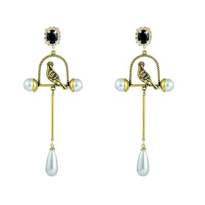 China Environmental friendly lead free designer new ladies party gold retro birdcage long pearl earrings jewelry for sale