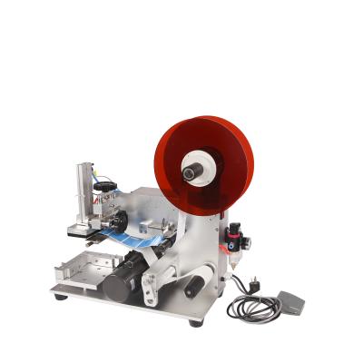 China Food semi automatic portable sticker labeling machine for square bottles for sale