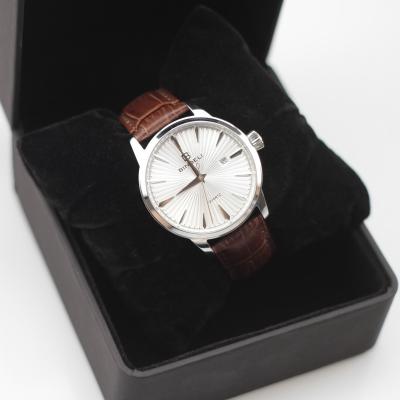 China Men Hot-selling Low Price Mens Watches Stainless Steel Waterproof Luxury Watches for sale