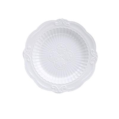 China Viable Phnom Penh Matte White Steak Dessert Plate Salad Bowl Cup Dinnerware Party Ceramic Electroplating Set for sale