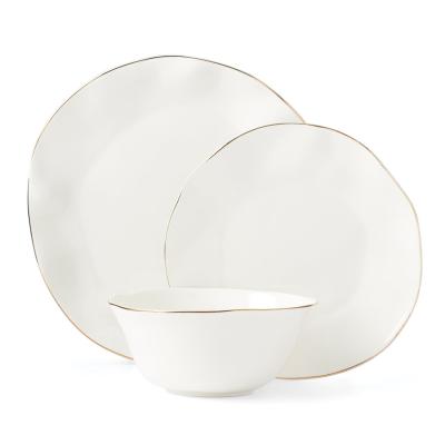 China Viable Hot Selling Elegant Porcelain White 12-Piece Dinnerware Set Gold Rim Ceramic Fine Bone Porcelain Plates Dinner Set for sale