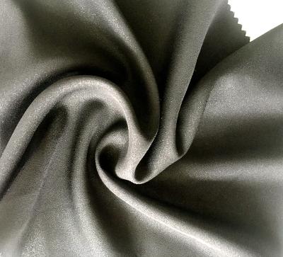 China Tear-Resistant 75D Woven 100% Polyester Diamond Foam Crepe Dyed Fabric for sale