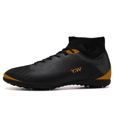 China Wear-resistant 2022 Hot Sale Online Men Kids Cleats Soccer Boots Guayos Para Futbol Black White Football Shoes for sale